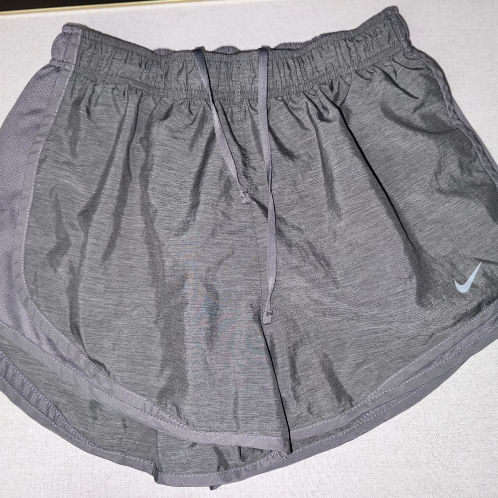 Nike Gray Athletic Shorts Lightweight Elastic Waist